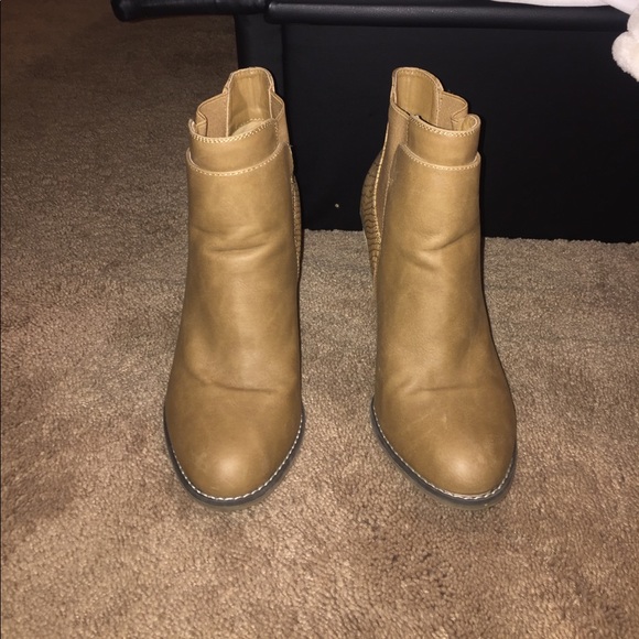 Snake Skin Booties - Picture 2 of 6