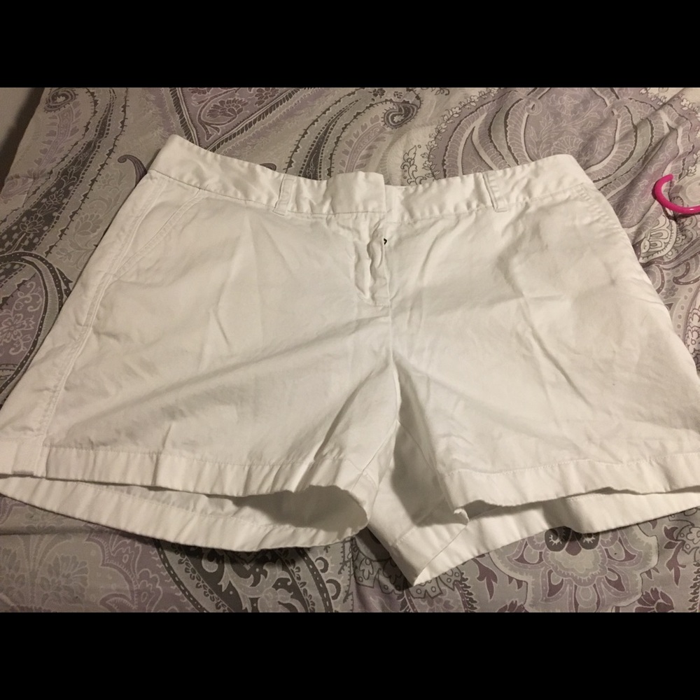Vineyard Vines shorts
