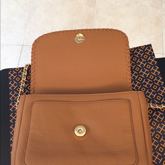 Tory Burch Marion mini flap crossbody bag. Bark - Picture 8 of 8