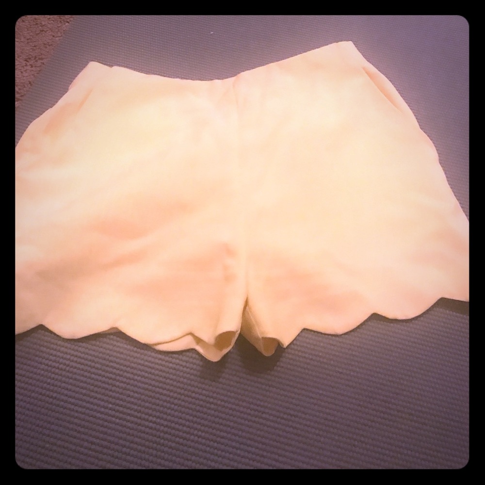 Yellow boutique scalloped shorts