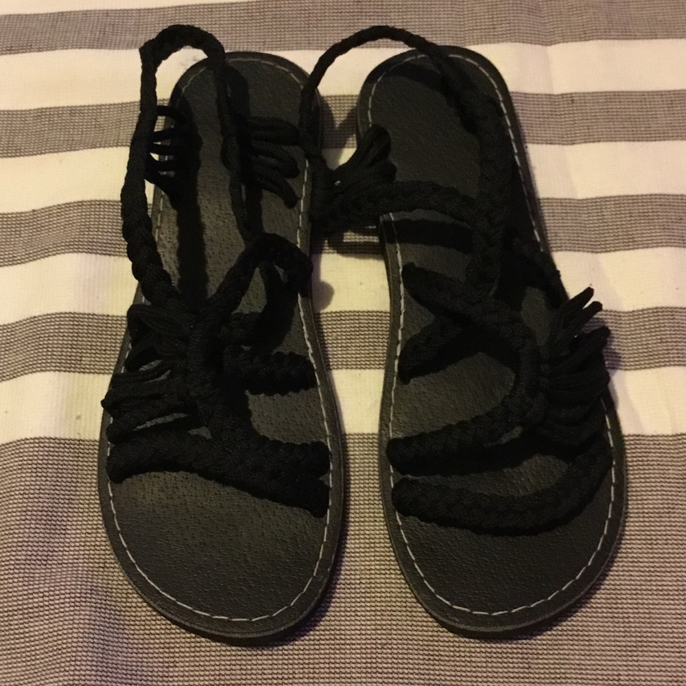 Small Black Freeway Crocheted Sandals Size 6/6.5