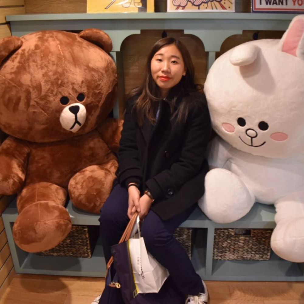 Meet your Posher, Emily