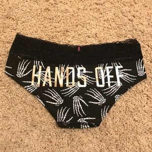 PINK black & white “Hands Off” NWOT panties