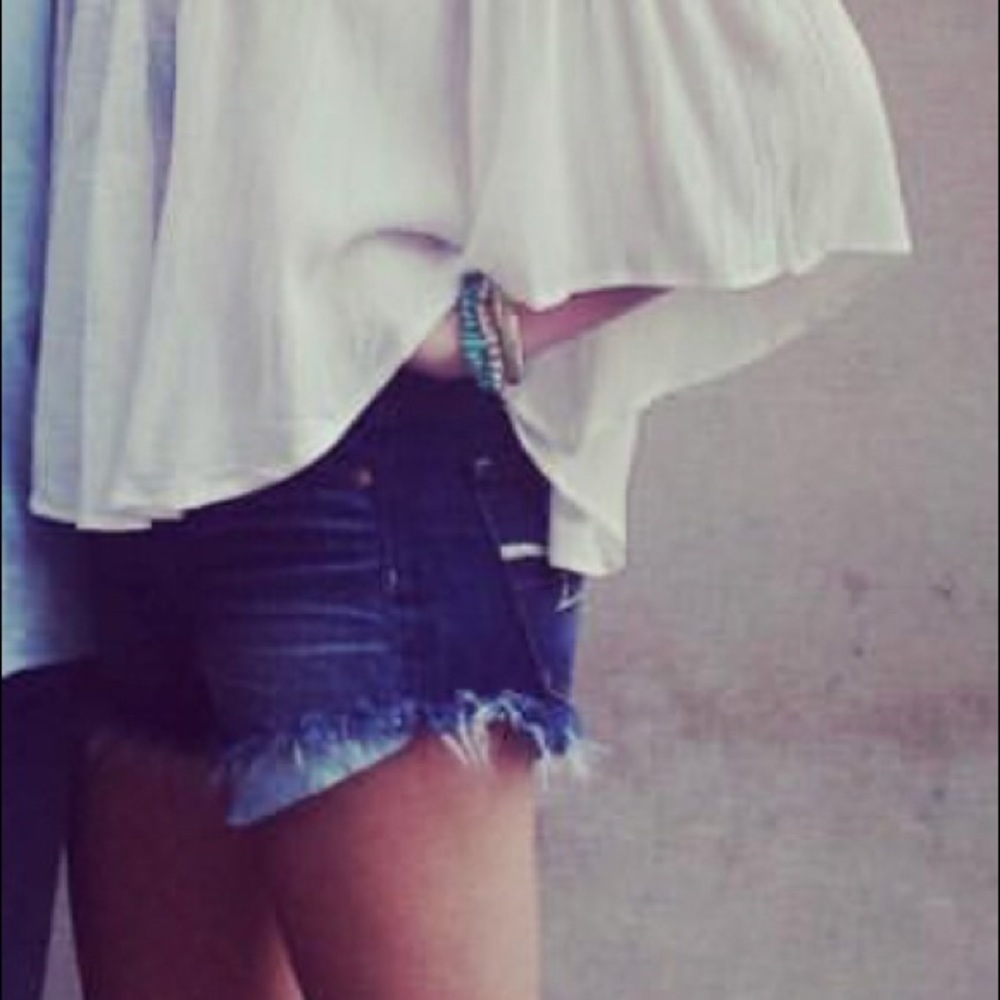 Dark Wash American Eagle Cutoffs