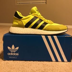Adidas Iniki Runner