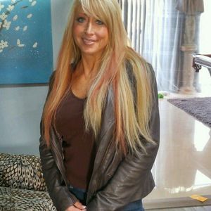 Meet your Posher, Linda