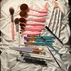 Makeup brush bundle!