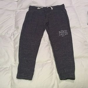 Grey Nike Capris