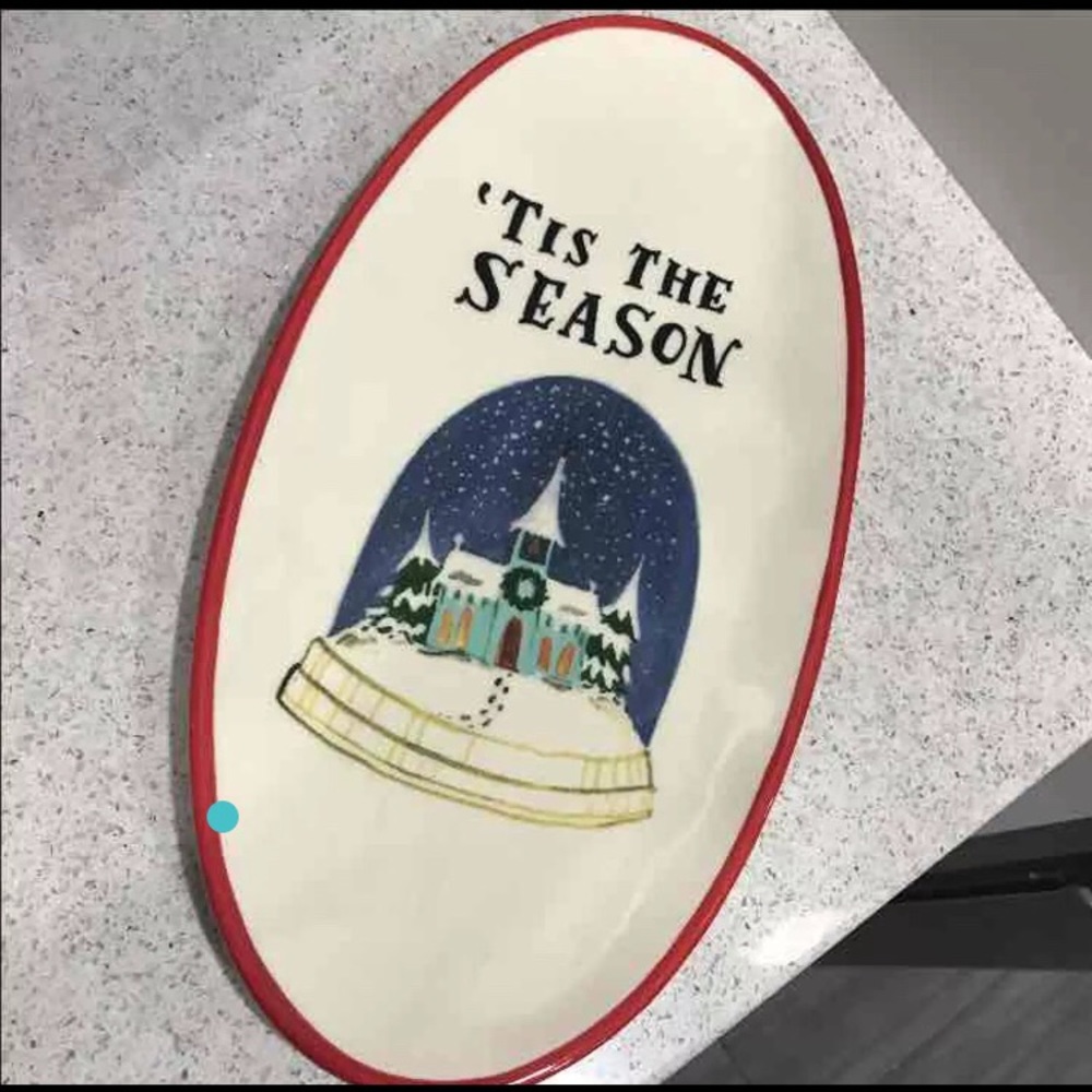 Magenta Booville Christmas Oval