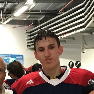 Meet your Posher, Stacy