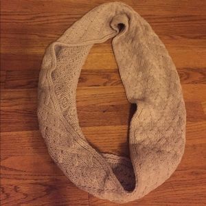 Maude Old navy scarf