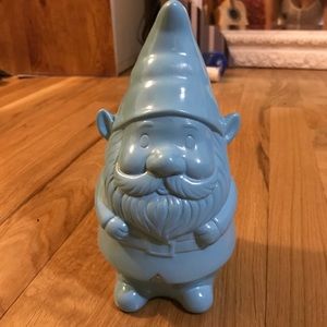 Gnome statue