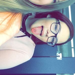 Meet your Posher, Ashleigh