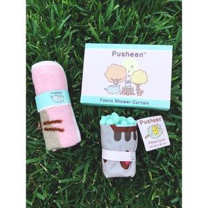 Pusheen Fall Box 2017 Indoor Decor Bundle