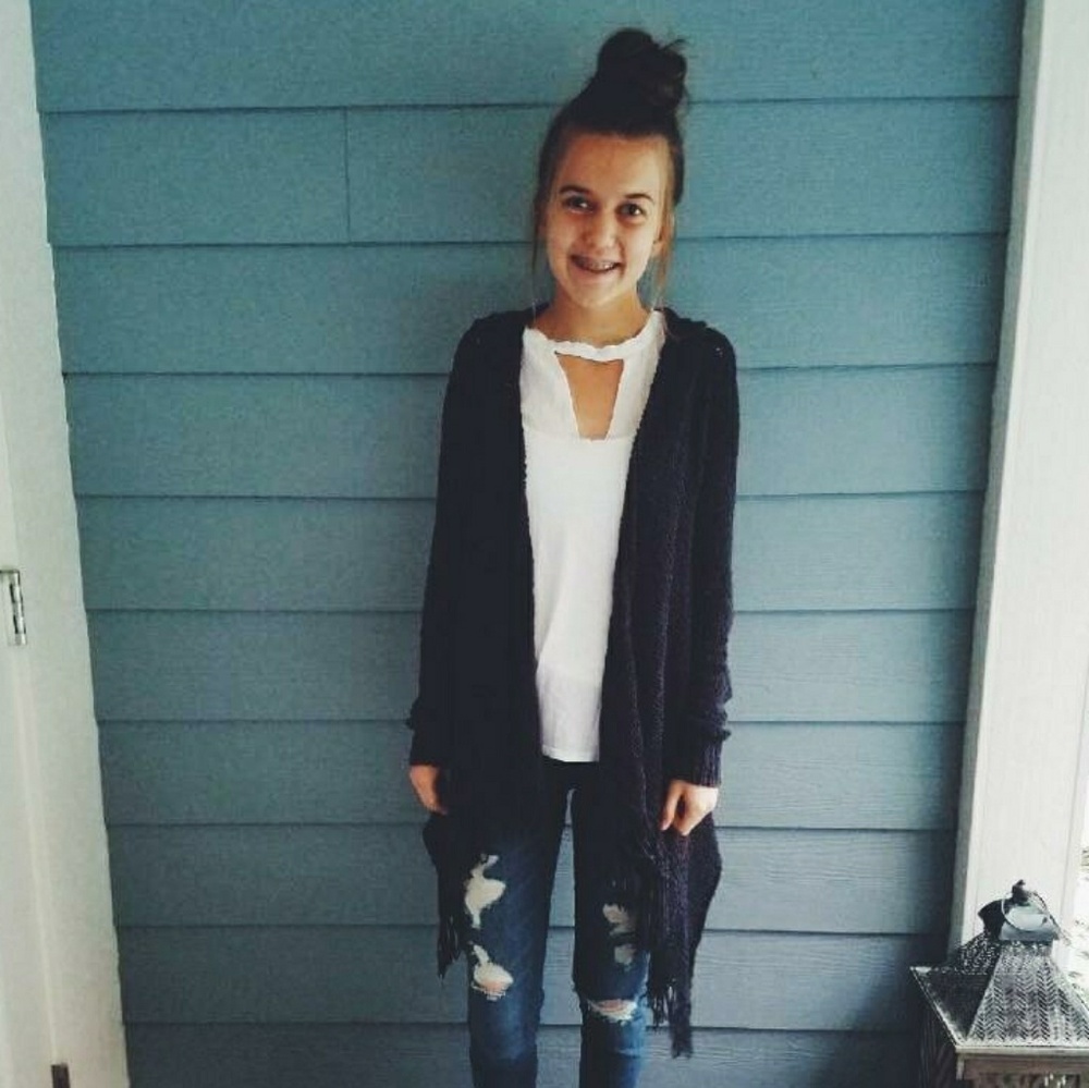 American Eagle Cardigan