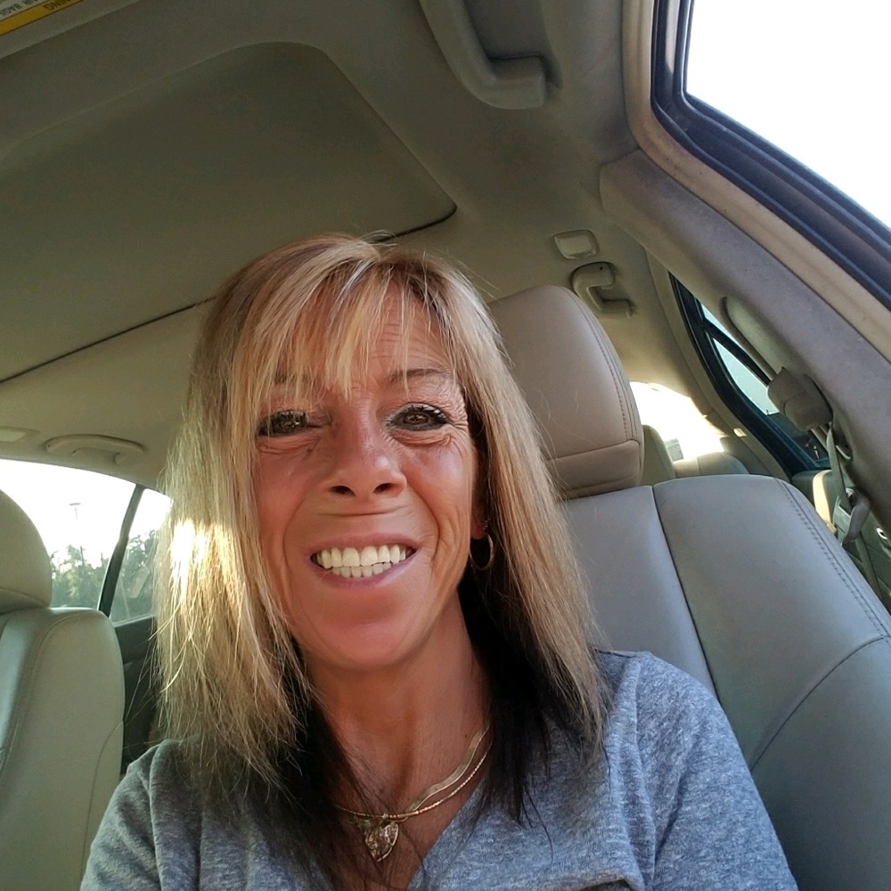 Meet your Posher, Mitzi