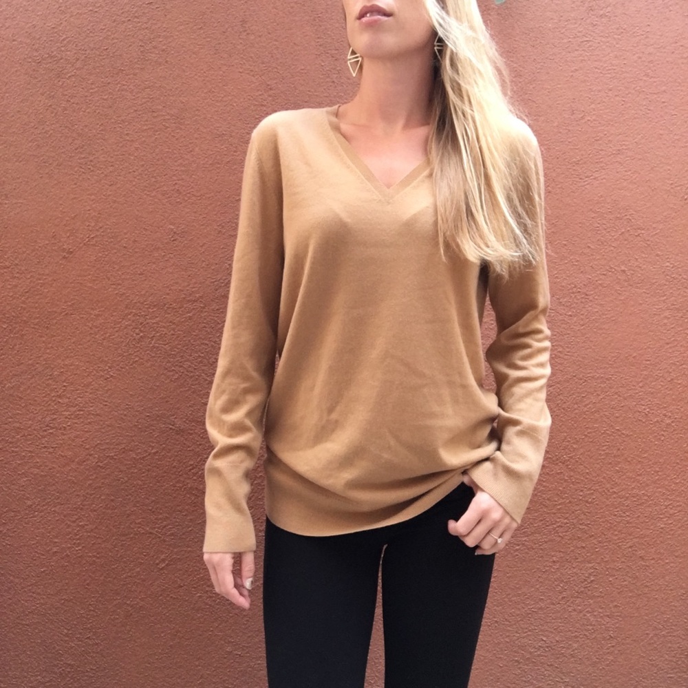 Norman Marcus V-Neck Cashmere Sweater. Camel color