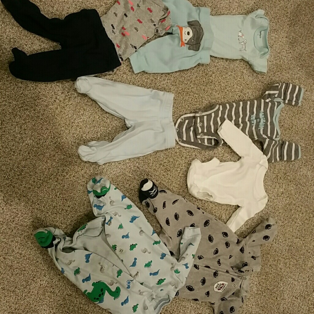 Preemie clothes lot 9 piece