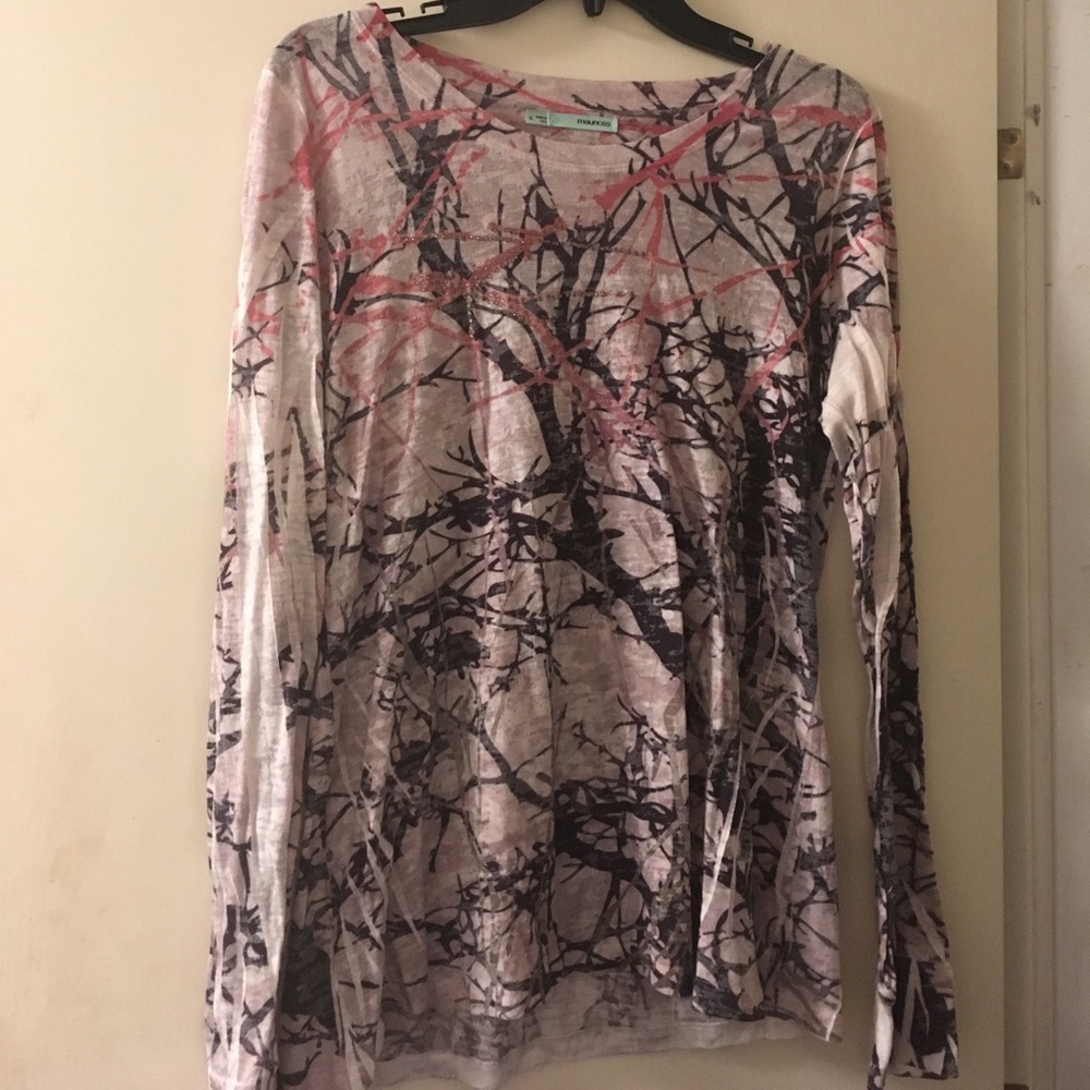 •Maurice’s Printed Shirt•