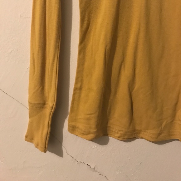 Top - Picture 2 of 3