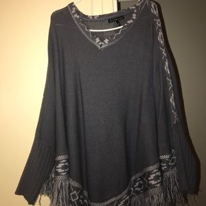 Women’s - Sweater Poncho