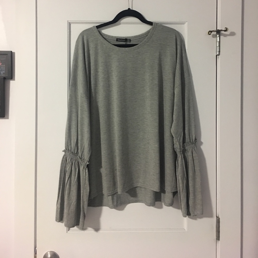Plus Size Flute Sleeve Top