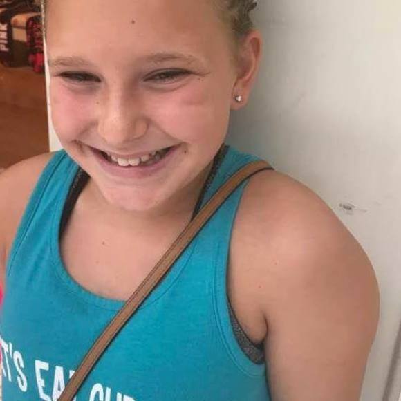 Meet your Posher, Sharon - Picture 1 of 1