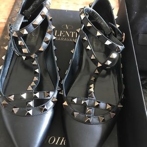 Authentic Valentino Noir studded flats.