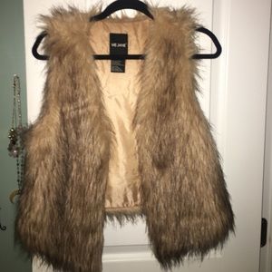 Fur vest