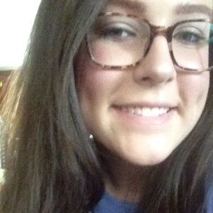 Meet your Posher, Lucy