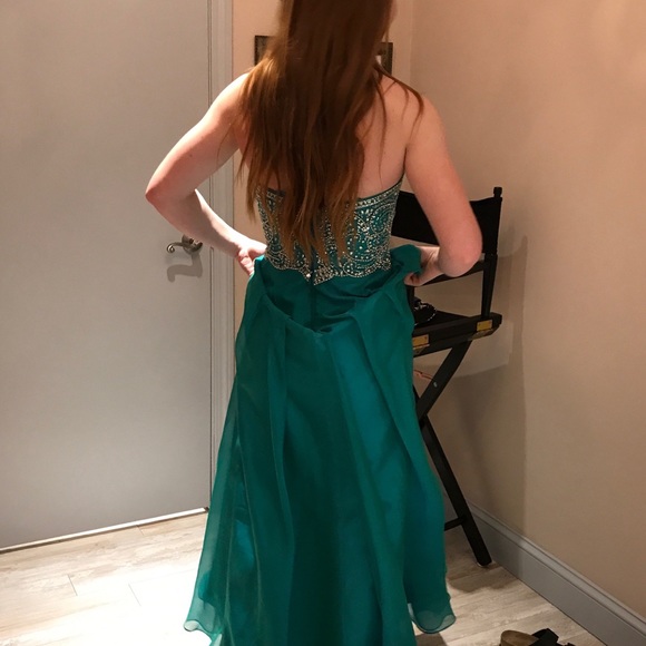 Prom Dress - Picture 5 of 5