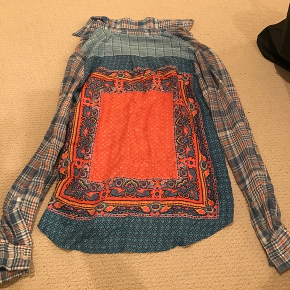 Tolani Flannel - Picture 1 of 2