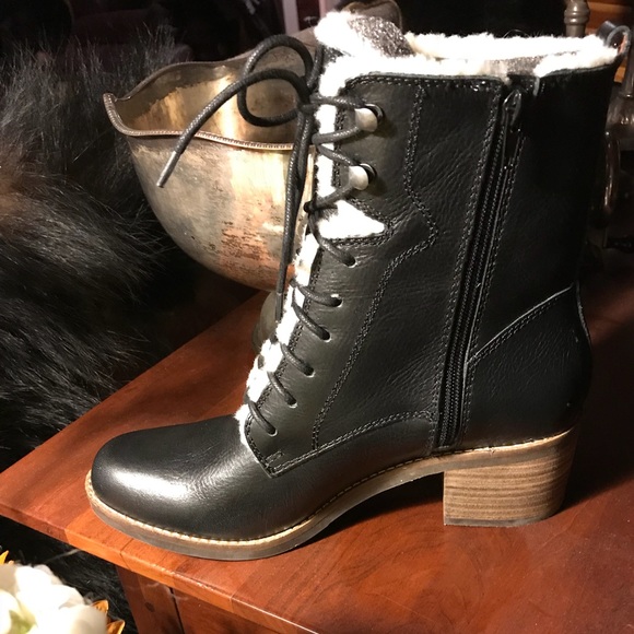 🆕🎉HOST PICK!🎉Lucky Brand Furry Lined Leather S8 - Picture 7 of 8