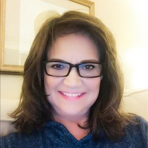 Meet your Posher, Cyndi