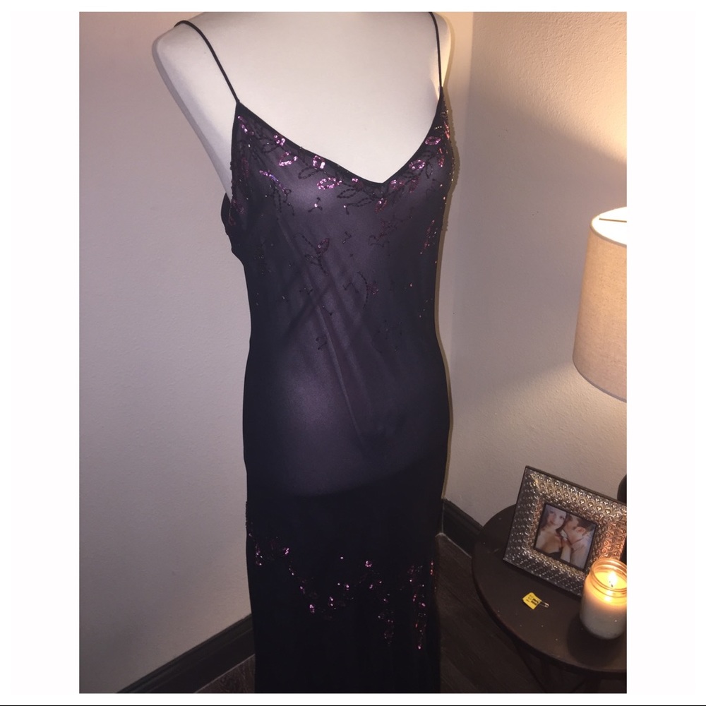 Xscape Formal Gown, Black & Burgundy, Beaded, Sz 6 maxi