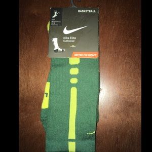 Nike 8-12 Elite Socks