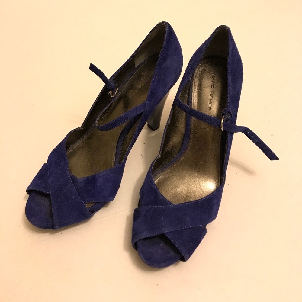 ❤️SALE❤️Marc Fisher cobalt blue suede heels