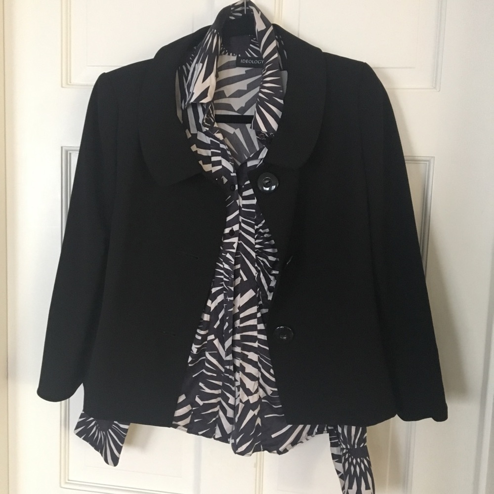 Le Suit Blazer Suit Jacket Peter Pan Collar EUC