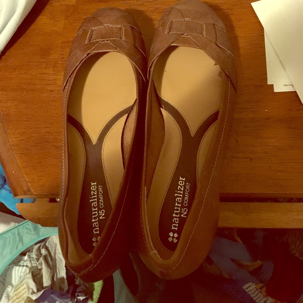 Naturalizer brown comfort flats