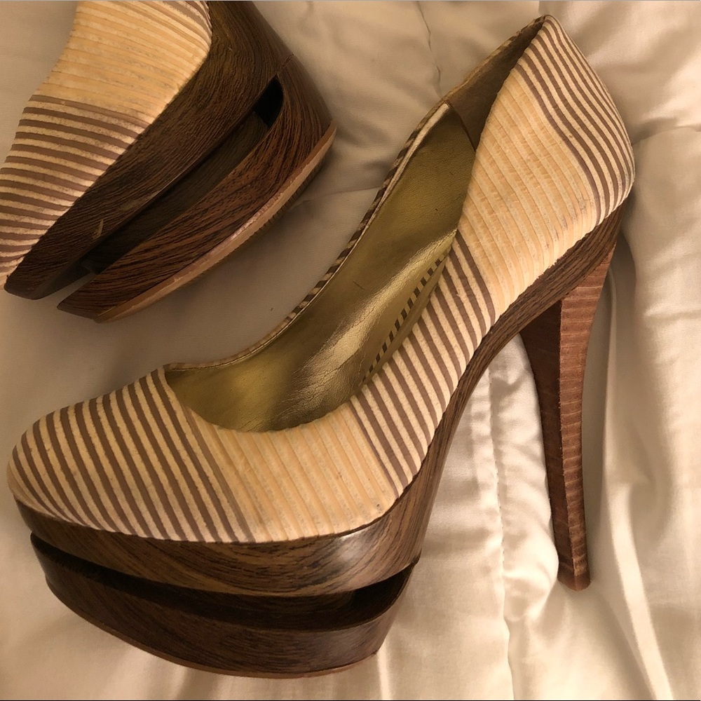 Jessica Simpson Pumps