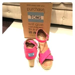 Toms Pink Strappy Wedges