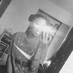 Meet your Posher, Anajae