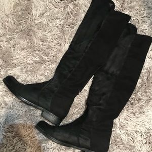 Guess over the knee boots🎀