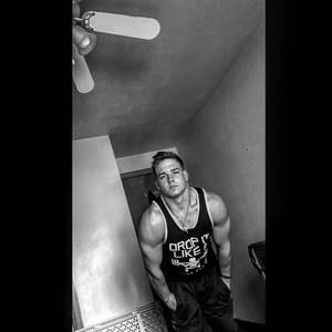 Meet your Posher, Evan