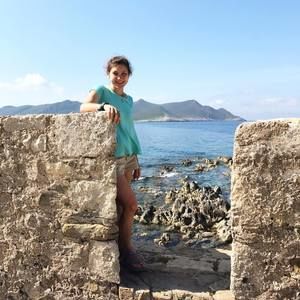 Meet your Posher, Eliza