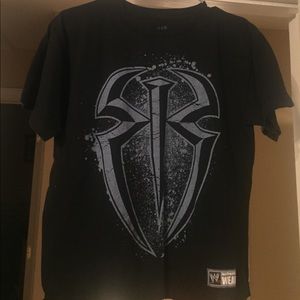Authentic WWE Roman Reigns Shirt Youth Large