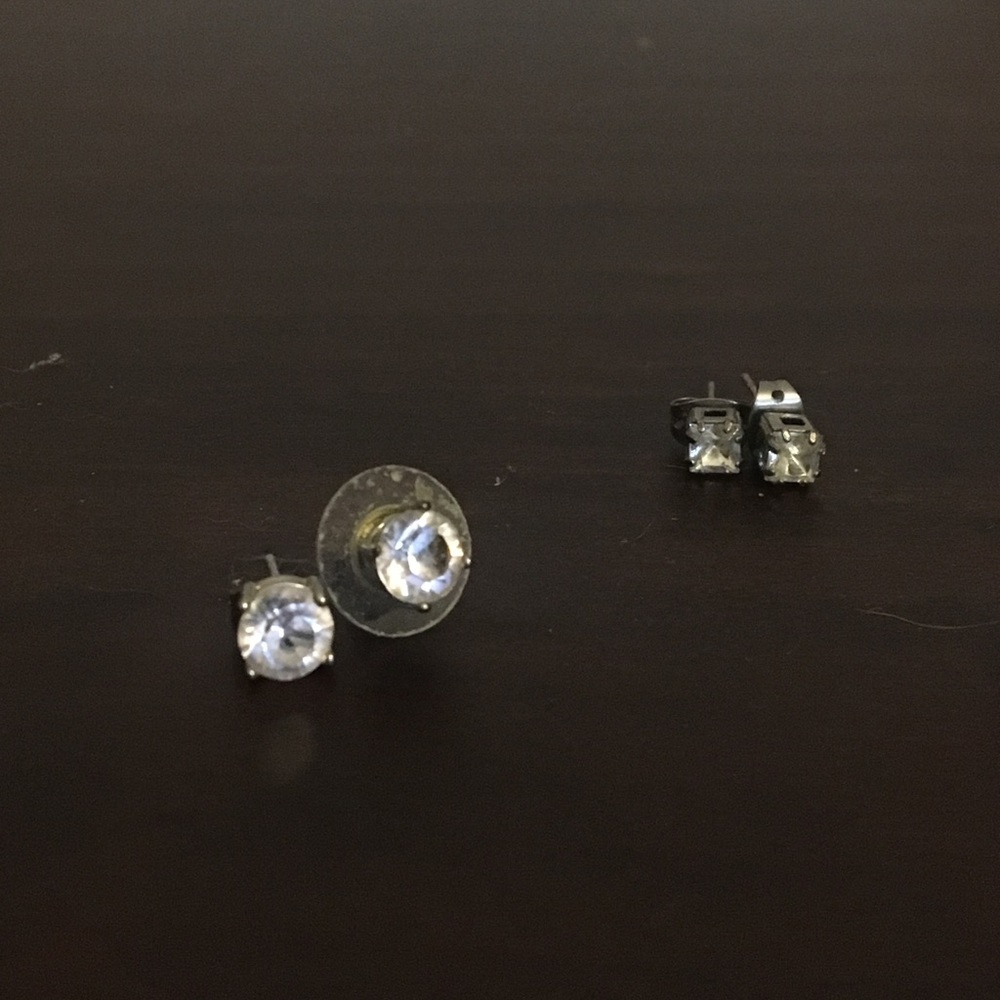 Random earring sets - Picture 2 of 7