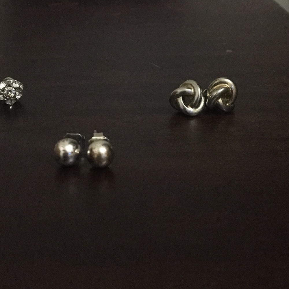 Random earring sets - Picture 5 of 7