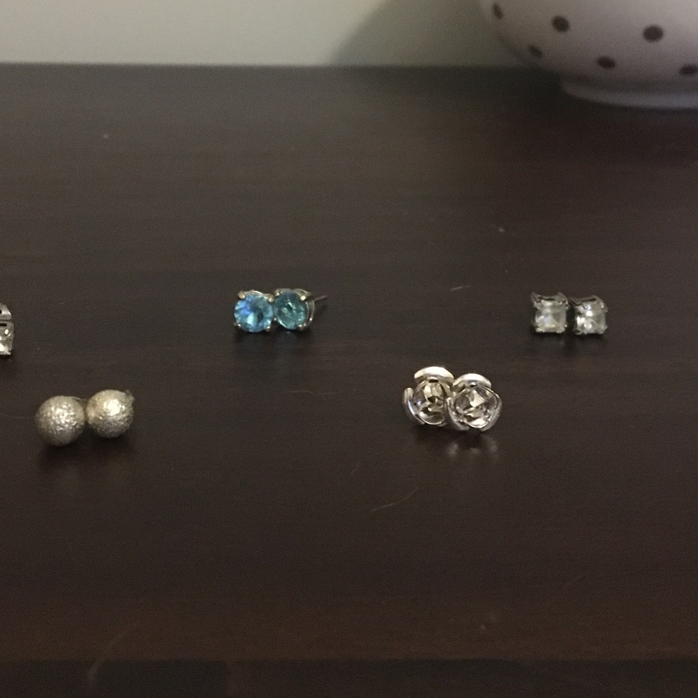 Random earring sets - Picture 6 of 7