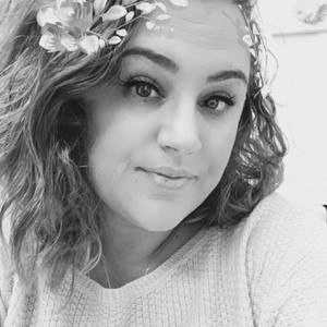 Meet your Posher, Sheila